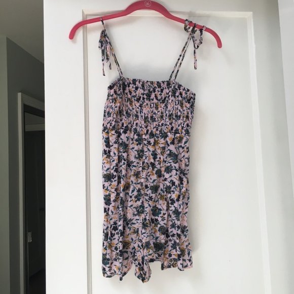 Urban Outfitters Floral Romper - Picture 2 of 6
